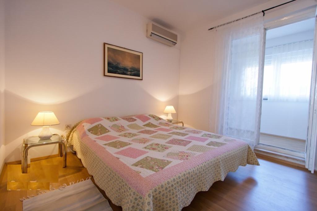 Apartment Parenzana Porec Esterno foto